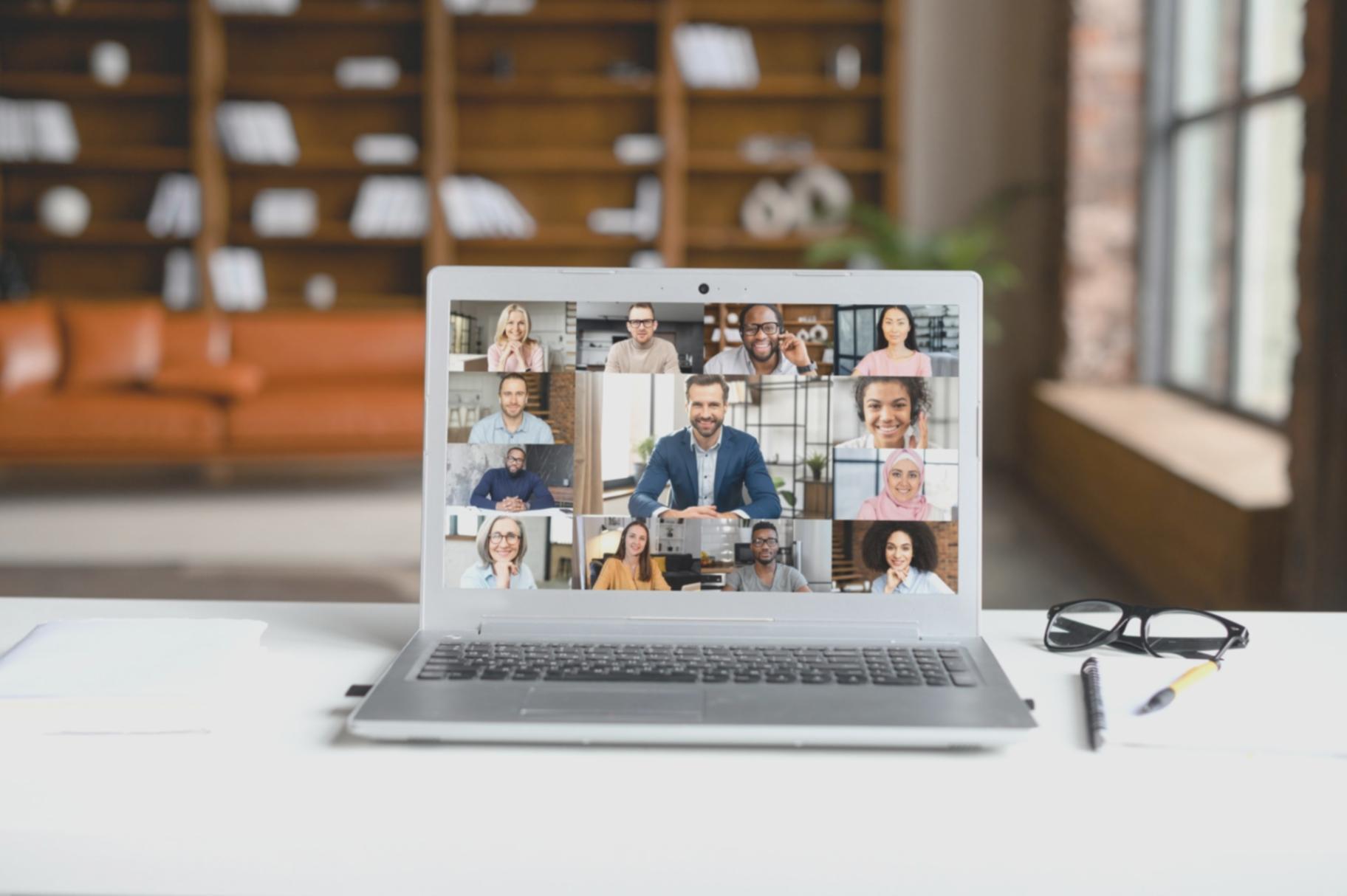 Analyse financière collaborative entre apprenants